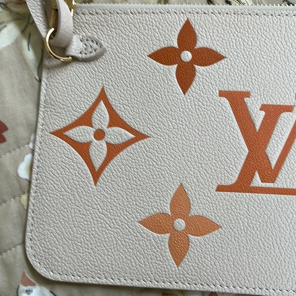 🌺 Reserved Do Not Purchase🌺Louis Vuitton Empreinte Giant By The Pool Clutch - Picture 11 of 17